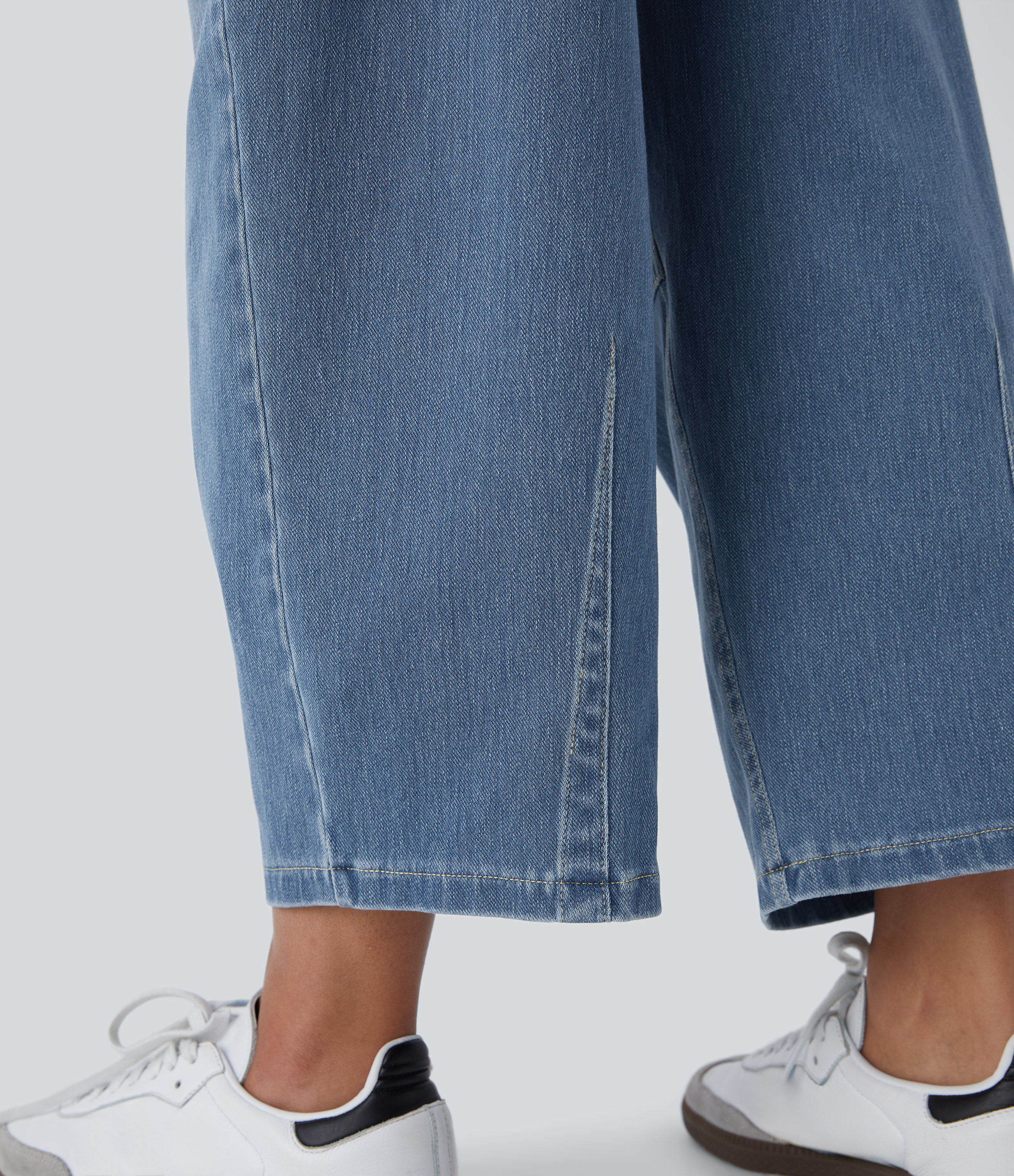 FlexMid Rise Pockets Barrel Leg Casual Jeans