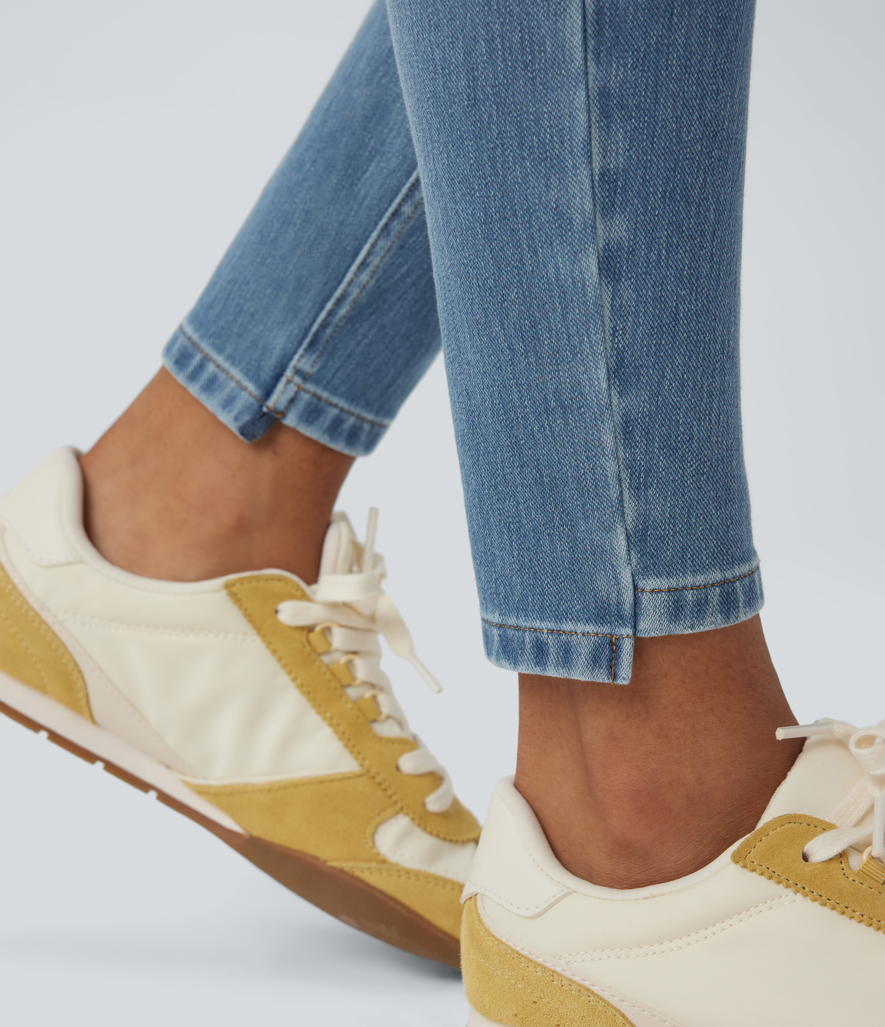 FlexLow Rise Casual Skinny Jeans with Pockets