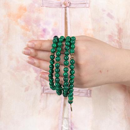 8mm Green Malachite Healing Crystal Stone 108 Mala Beads Money Attraction Bracelet Long Beaded Wrap Bracelets Genuine Gemstone Mala Prayer Beads Lotus Buddha Charm Yoga Meditation Necklace Jewelry Necklace for Ideal Gift , Elegant with Lotus Pendant