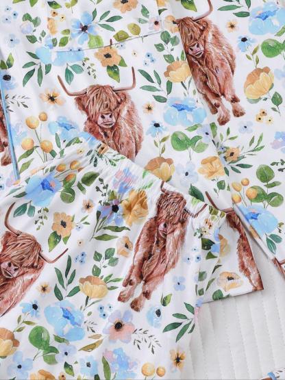 Women's 2-Piece Sleepwear Set, Highland Cow Print, Soft Shirt Collar Top & Elastic Pants, Casual Home Wear for Fall Winter