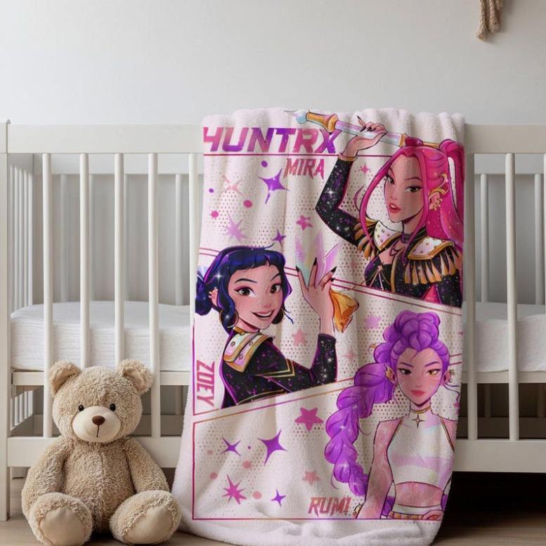Kpop Demon Hunter Blanket, Cute Huntrix Theme Flannel Blanket, Kpop Demon Hunter Lover Gift, Mira Rumi Joey Blanket, Cozy Kpop Fangirl Gift,Zoey,Mira,Rumi,Huntrix,Sajaboys,Gift For Kids, Gift For Men & Women, K-POP Demon Hunters Merch