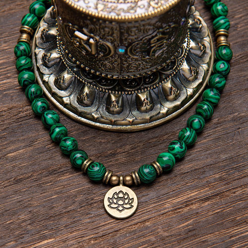 8mm Green Malachite Healing Crystal Stone 108 Mala Beads Money Attraction Bracelet Long Beaded Wrap Bracelets Genuine Gemstone Mala Prayer Beads Lotus Buddha Charm Yoga Meditation Necklace Jewelry Necklace for Ideal Gift , Elegant with Lotus Pendant