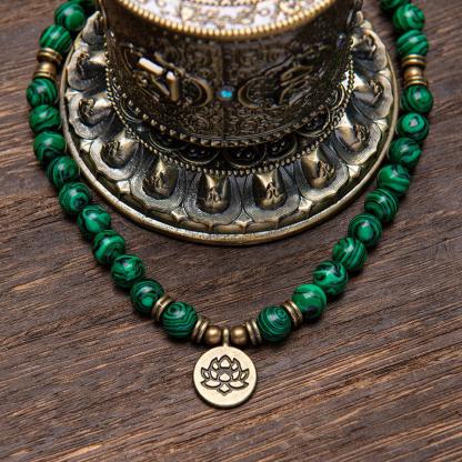 8mm Green Malachite Healing Crystal Stone 108 Mala Beads Money Attraction Bracelet Long Beaded Wrap Bracelets Genuine Gemstone Mala Prayer Beads Lotus Buddha Charm Yoga Meditation Necklace Jewelry Necklace for Ideal Gift , Elegant with Lotus Pendant