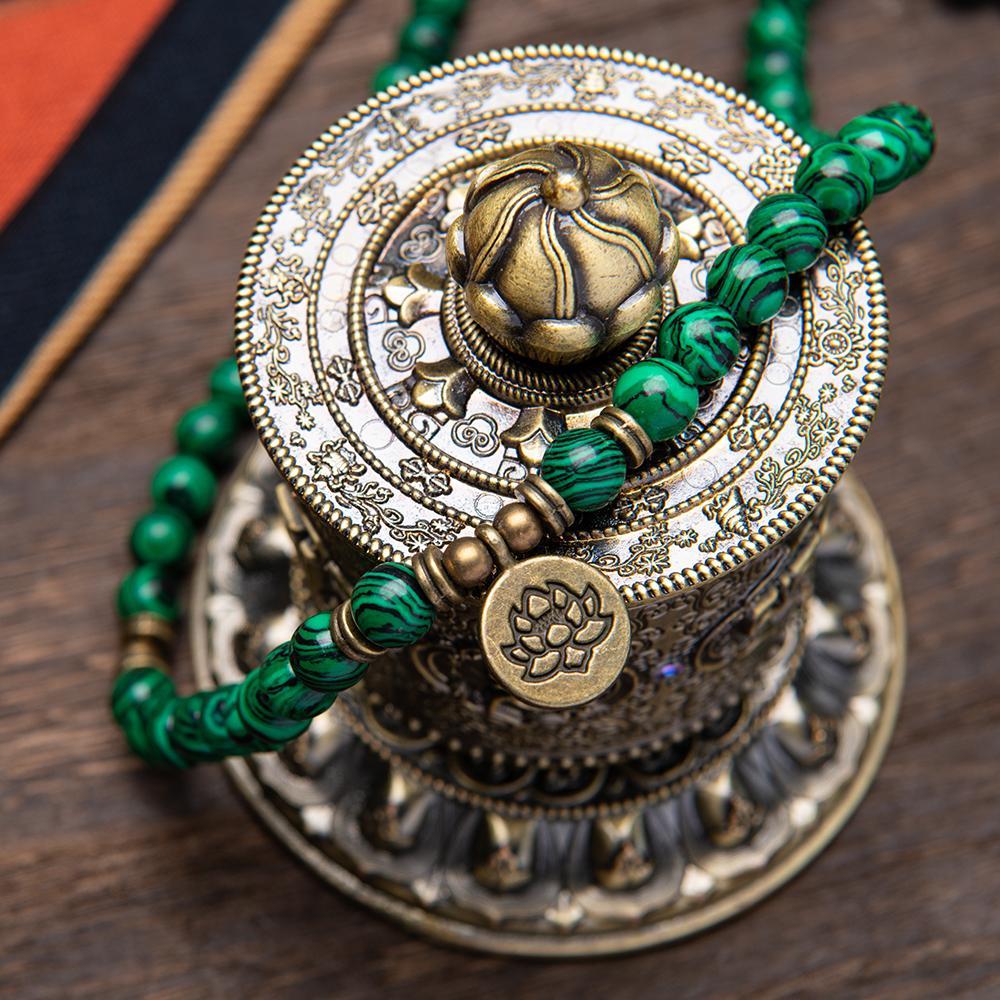 8mm Green Malachite Healing Crystal Stone 108 Mala Beads Money Attraction Bracelet Long Beaded Wrap Bracelets Genuine Gemstone Mala Prayer Beads Lotus Buddha Charm Yoga Meditation Necklace Jewelry Necklace for Ideal Gift , Elegant with Lotus Pendant