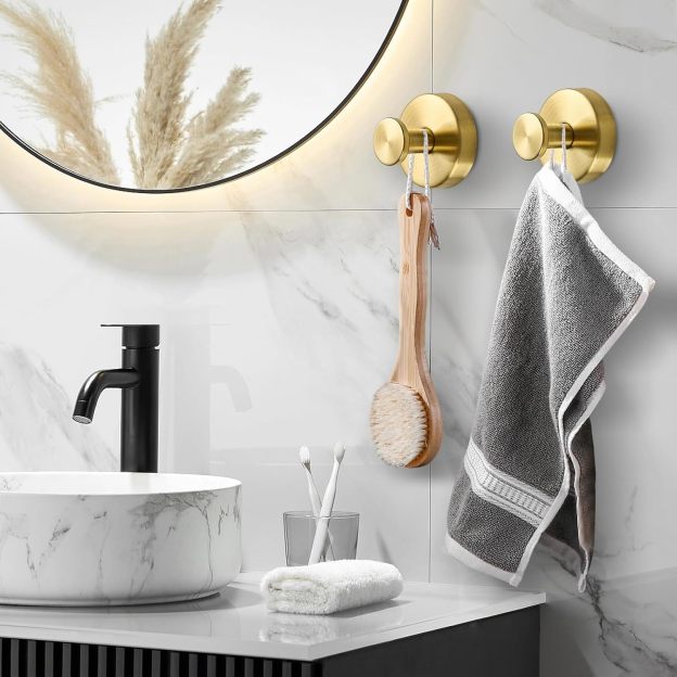 Suction Cup Hooks  – (Buy 1 Get 4 set)