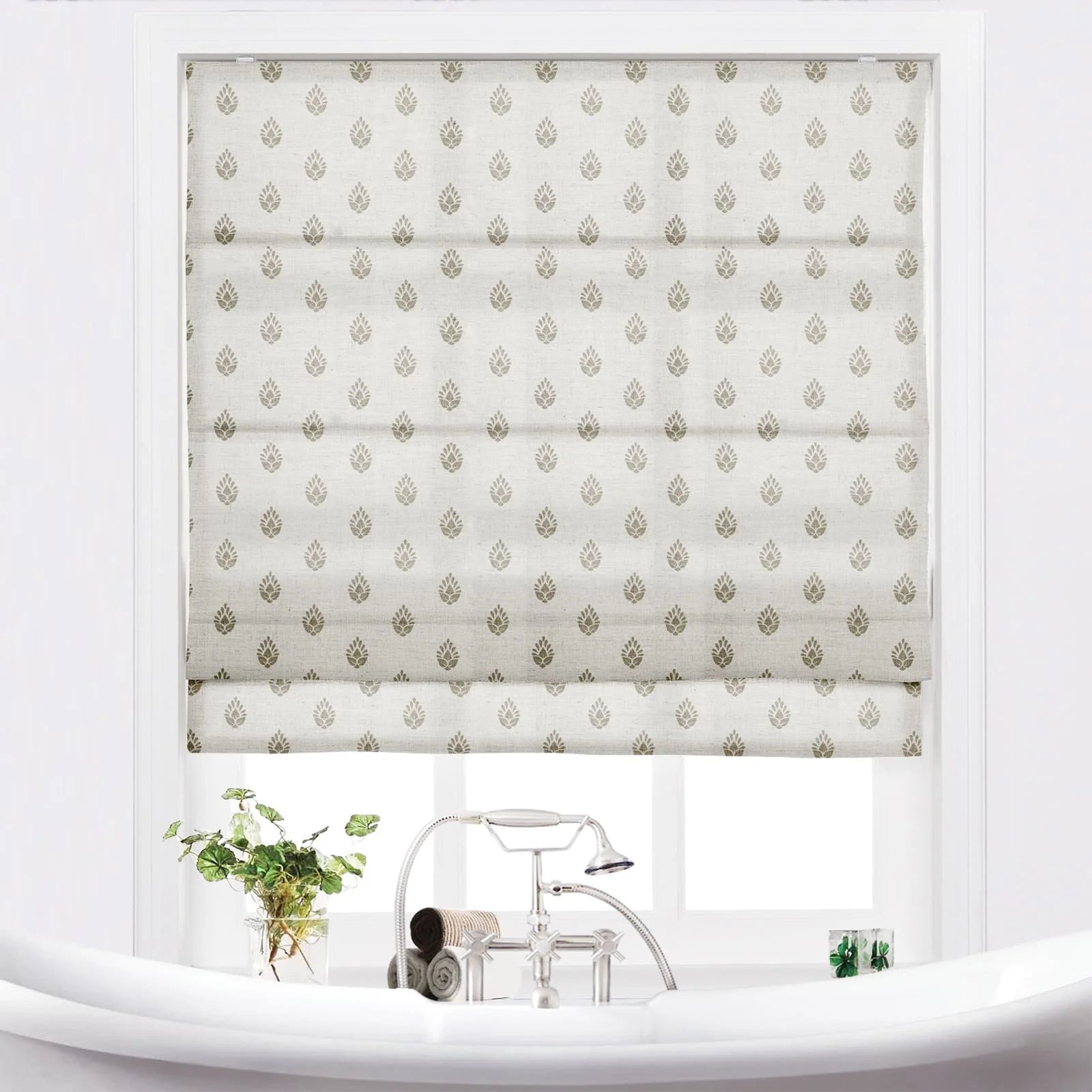 Stefana Silber Printed Cordless Roman Shade-Wooden Headrail TWOPAGES