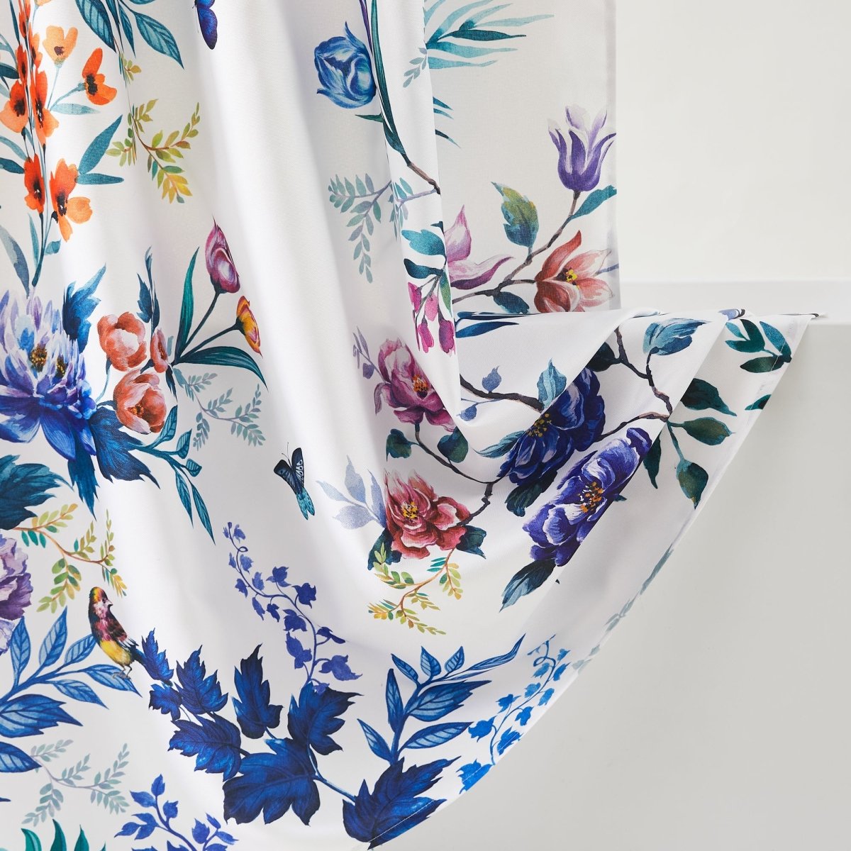 Teal/Blue | 72" x 72"