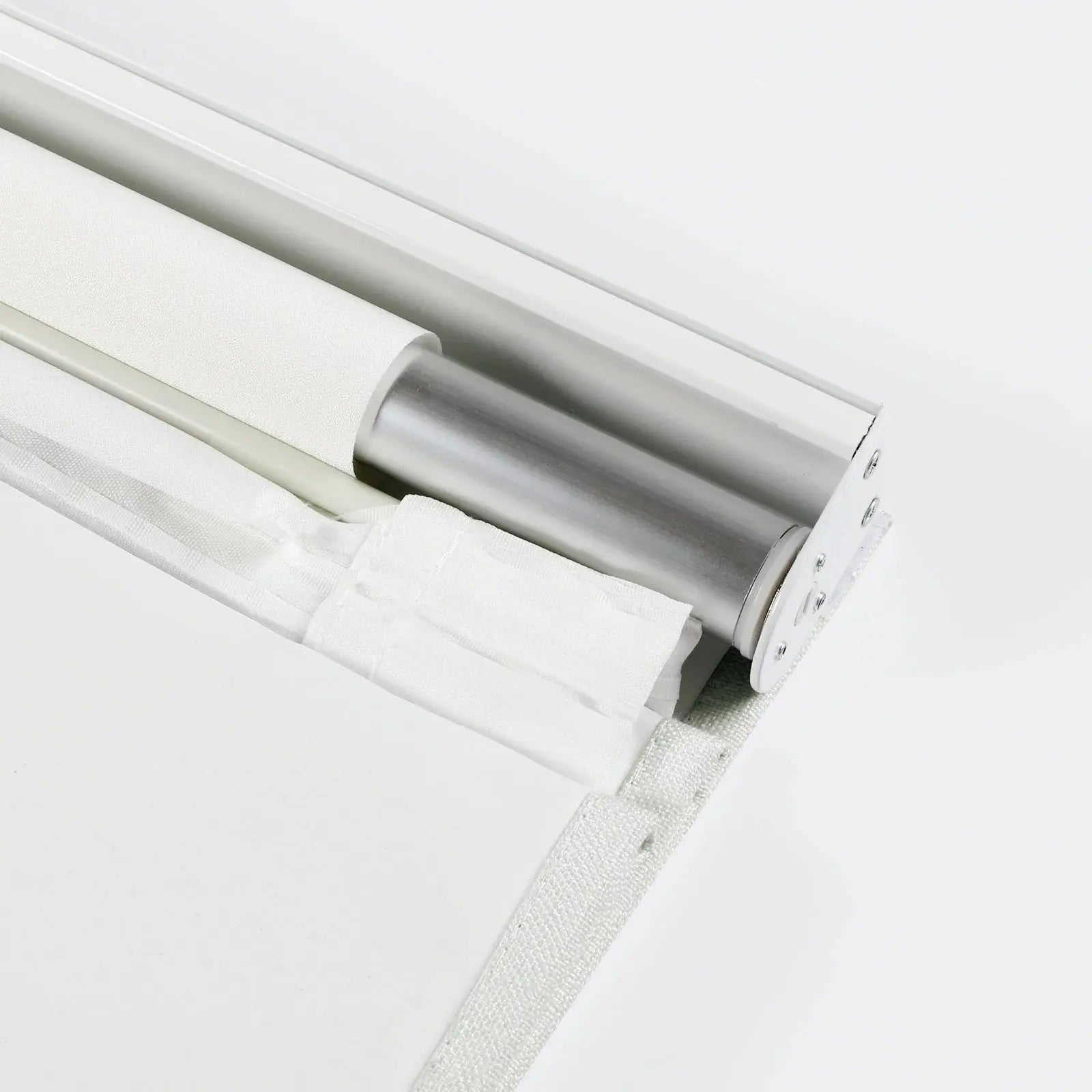 Cloe Cotton Blend Cordless Roman Shade TWOPAGES