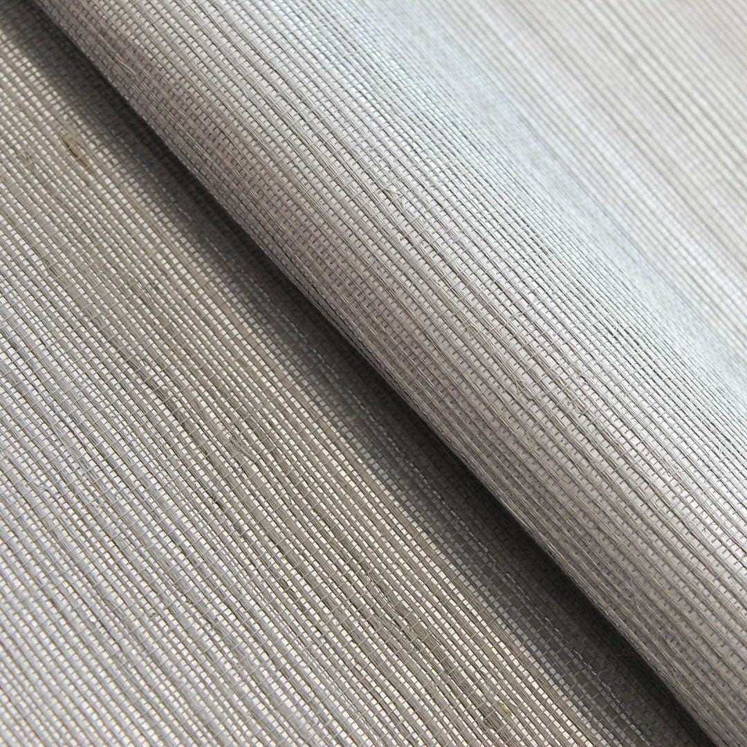 #color_grey-on-metallic-silver