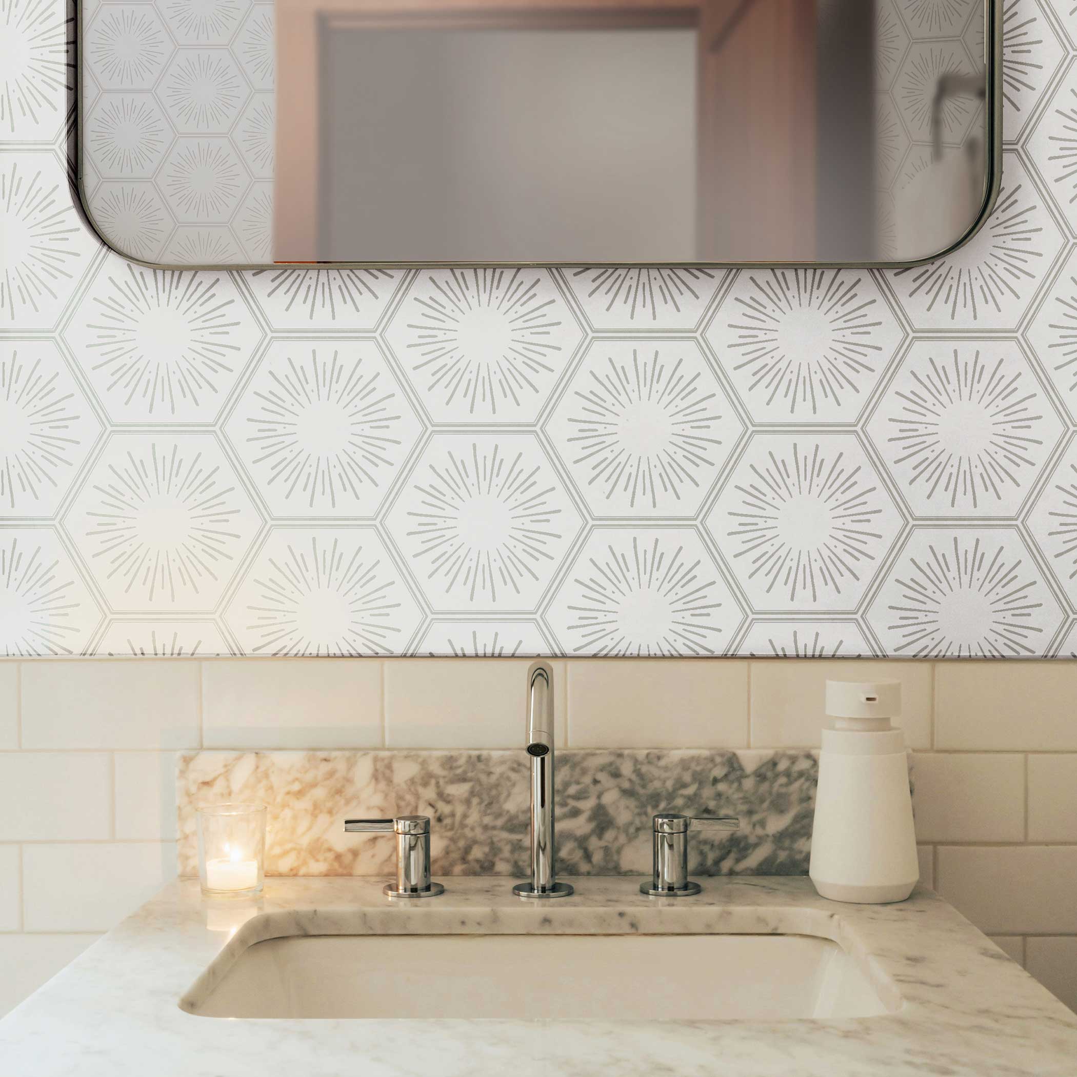 #color_metallic-platinum