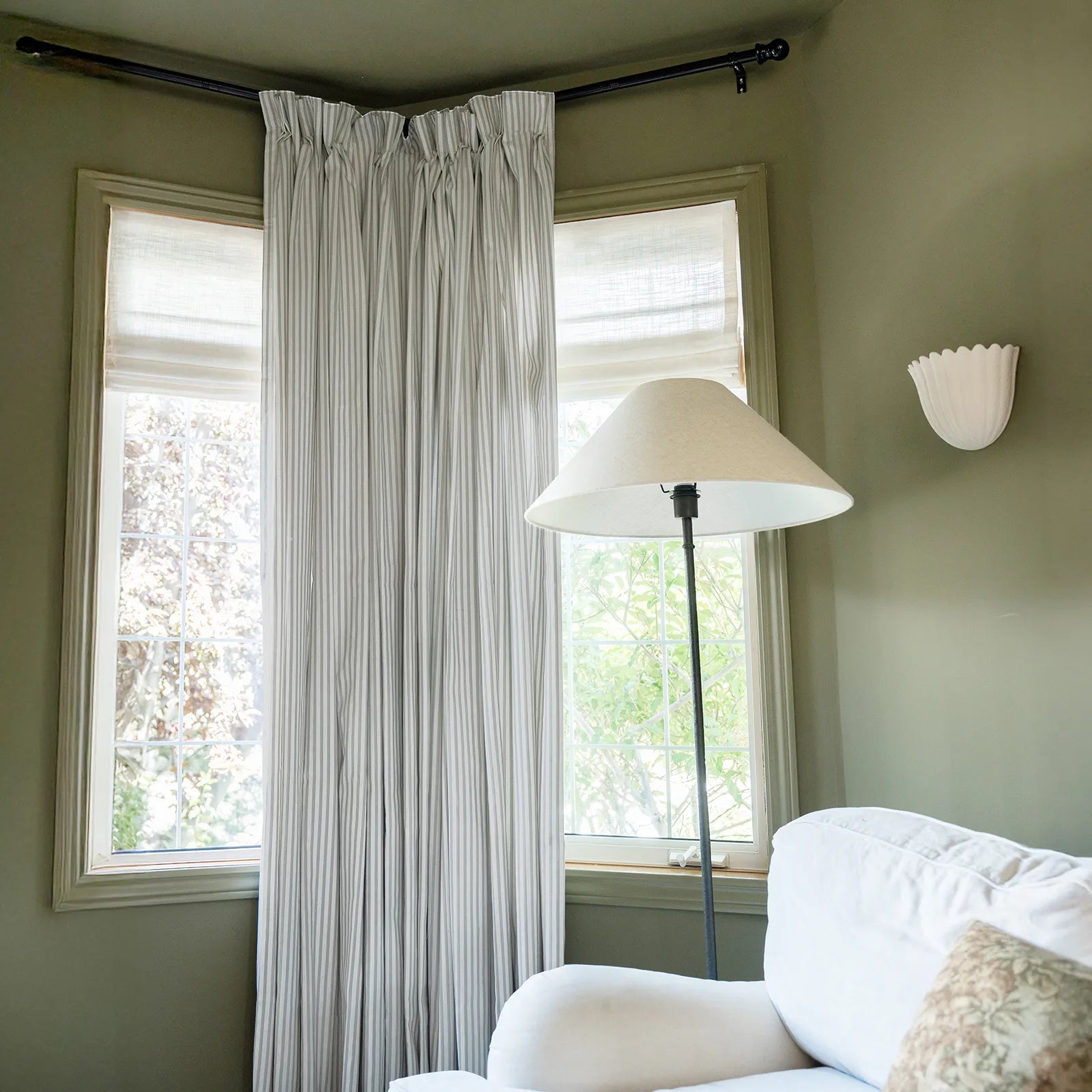 Floral print linen cotton pleated drapery for elegant insulated style