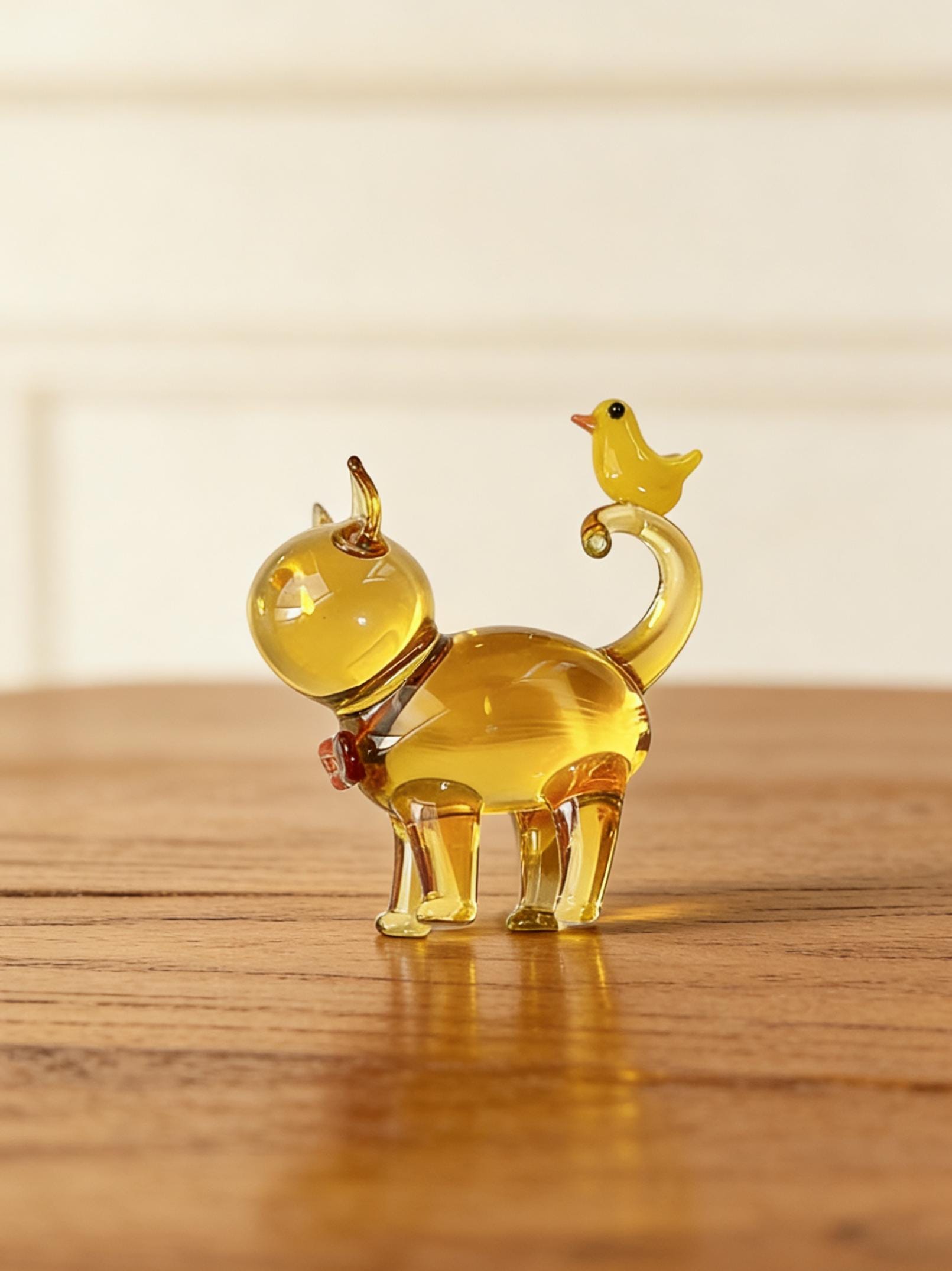 Hand Blown Glass Faceless Cat Figurine, Handmade Mini Glass Cat Ornament Animal Desk Decor