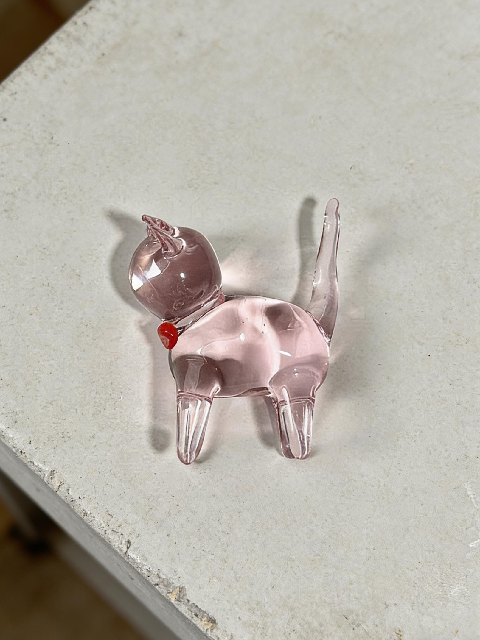 Hand Blown Glass Faceless Cat Figurine, Handmade Mini Glass Cat Ornament Animal Desk Decor