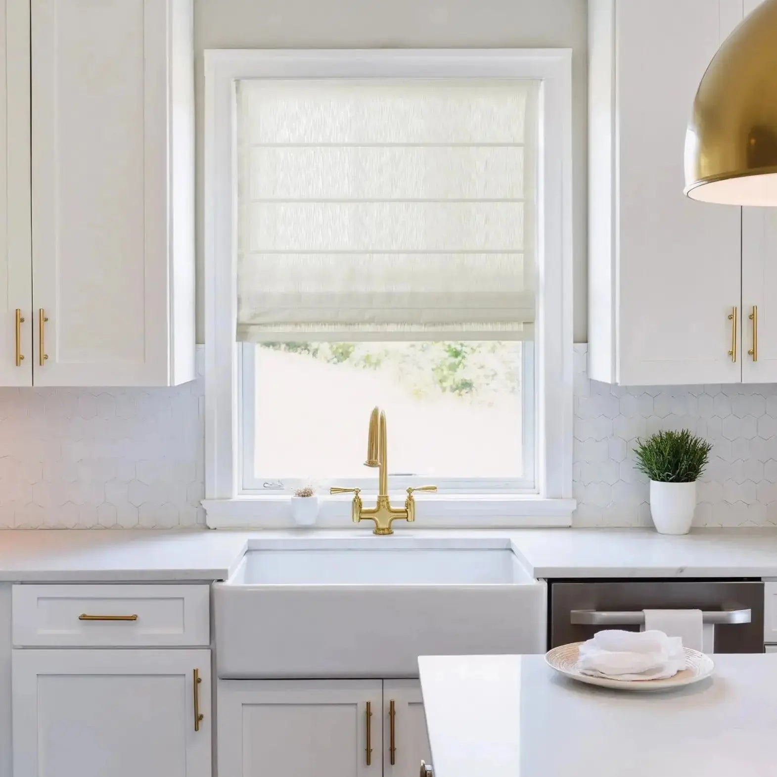 Cloe Cotton Blend Cordless Roman Shade -TWOPAGES