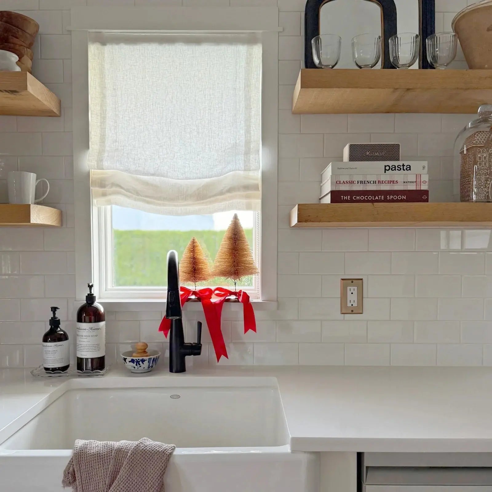 Custom Relaxed Roman Shades Cord Lift- -TWOPAGES