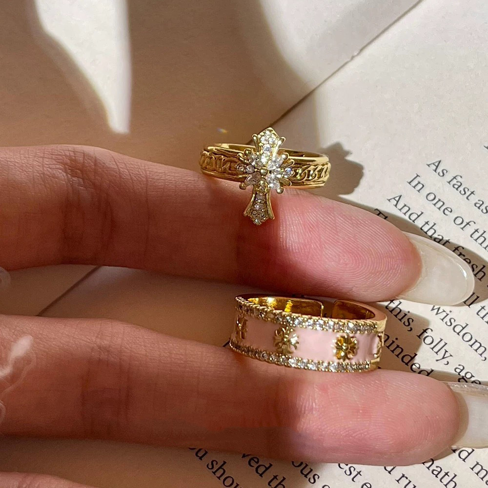 Elegant Bow & Pink Enamel Ring Set – Crystal Gold Stackable Rings for Women