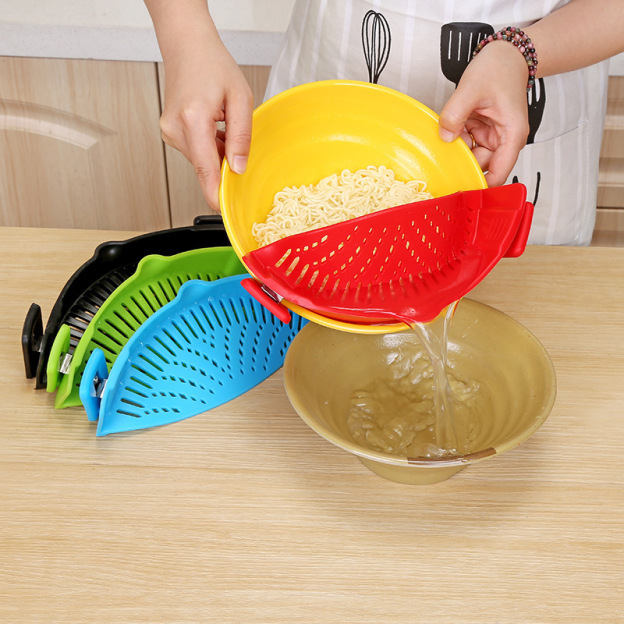 Clip-On Silicone Pot Strainer – Heat Resistant 🍝