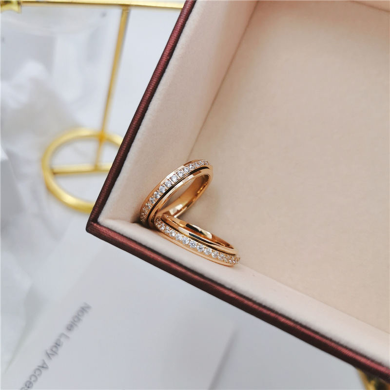 Rotating Starry Sky Ring – Sparkling Spinner Statement Ring ✨