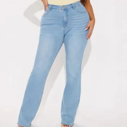 High-Stretch Butt-Enhancing Jeans
