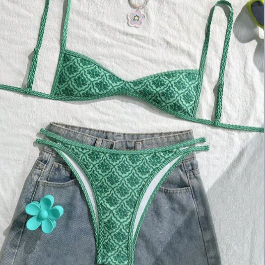 🌸 Vintage Pattern Triangle Bikini Set