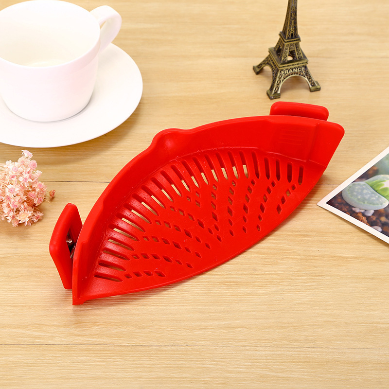 Clip-On Silicone Pot Strainer – Heat Resistant 🍝