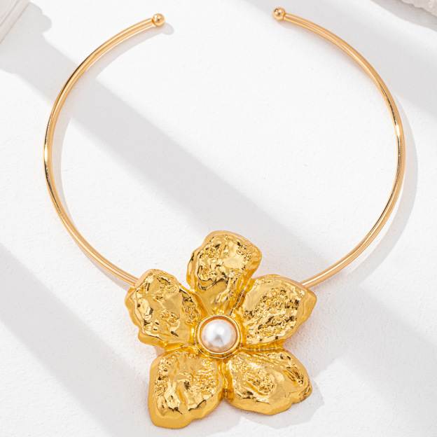 Minimalist Choker Necklace – Elegant Simple Collar Jewelry for Everyday Wear ✨