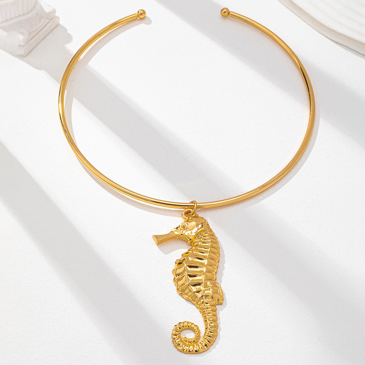 Minimalist Choker Necklace – Elegant Simple Collar Jewelry for Everyday Wear ✨