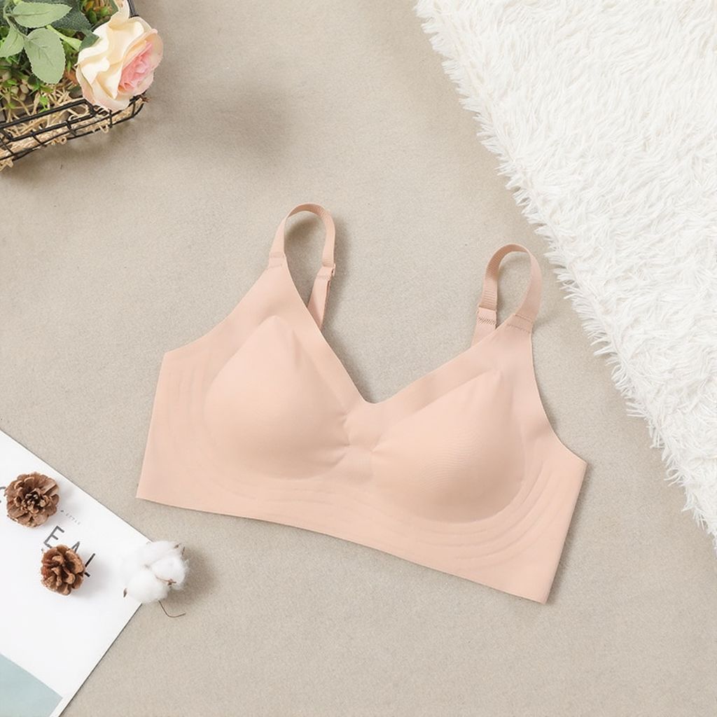 Black Wireless Bra: Lightweight & Supportive for All-Day Comfort