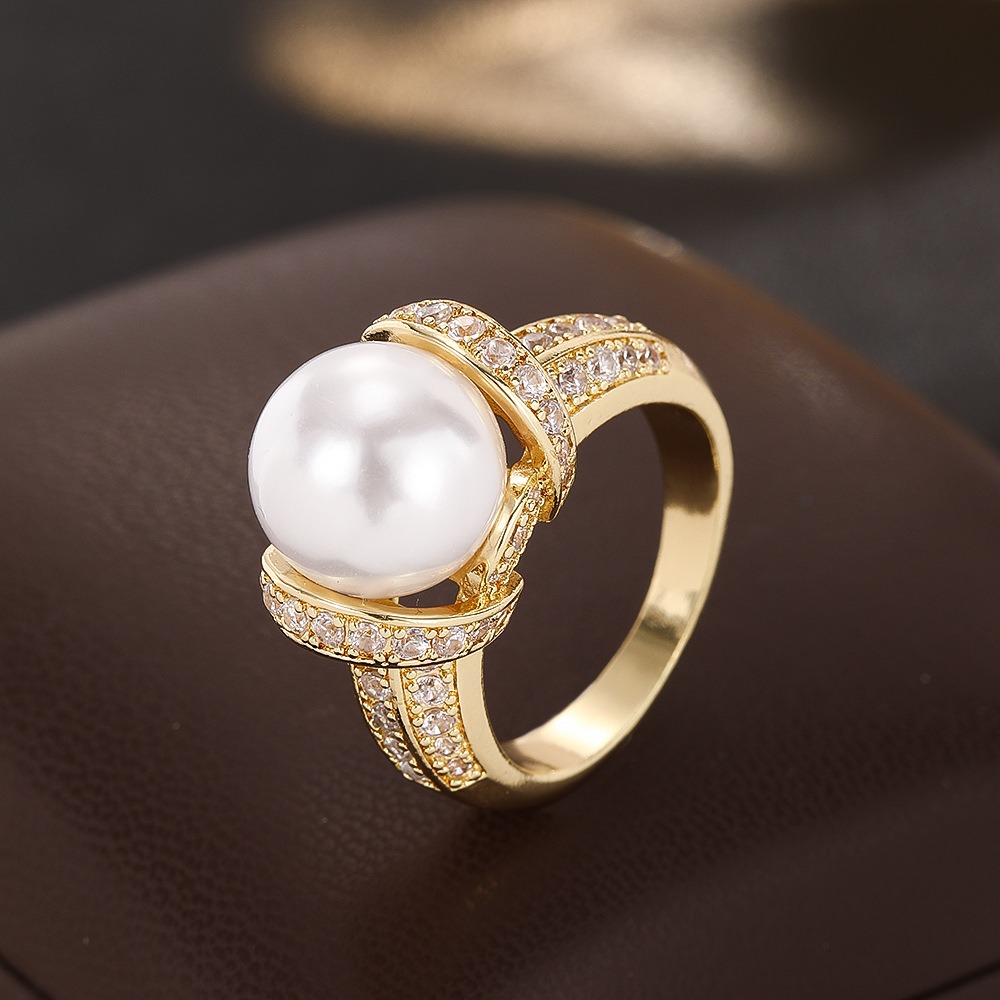 18K Gold Wrapped Lustrous Pearl Ring