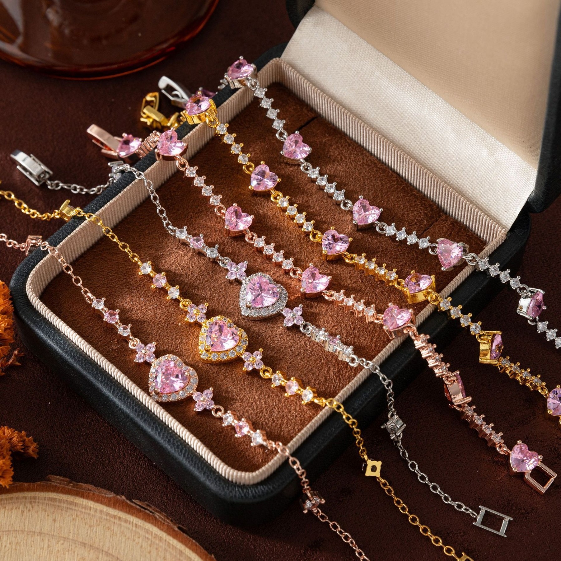 Pink Heart Crown 18K Gold/Rose Gold Pink Heart Pave Bracelet