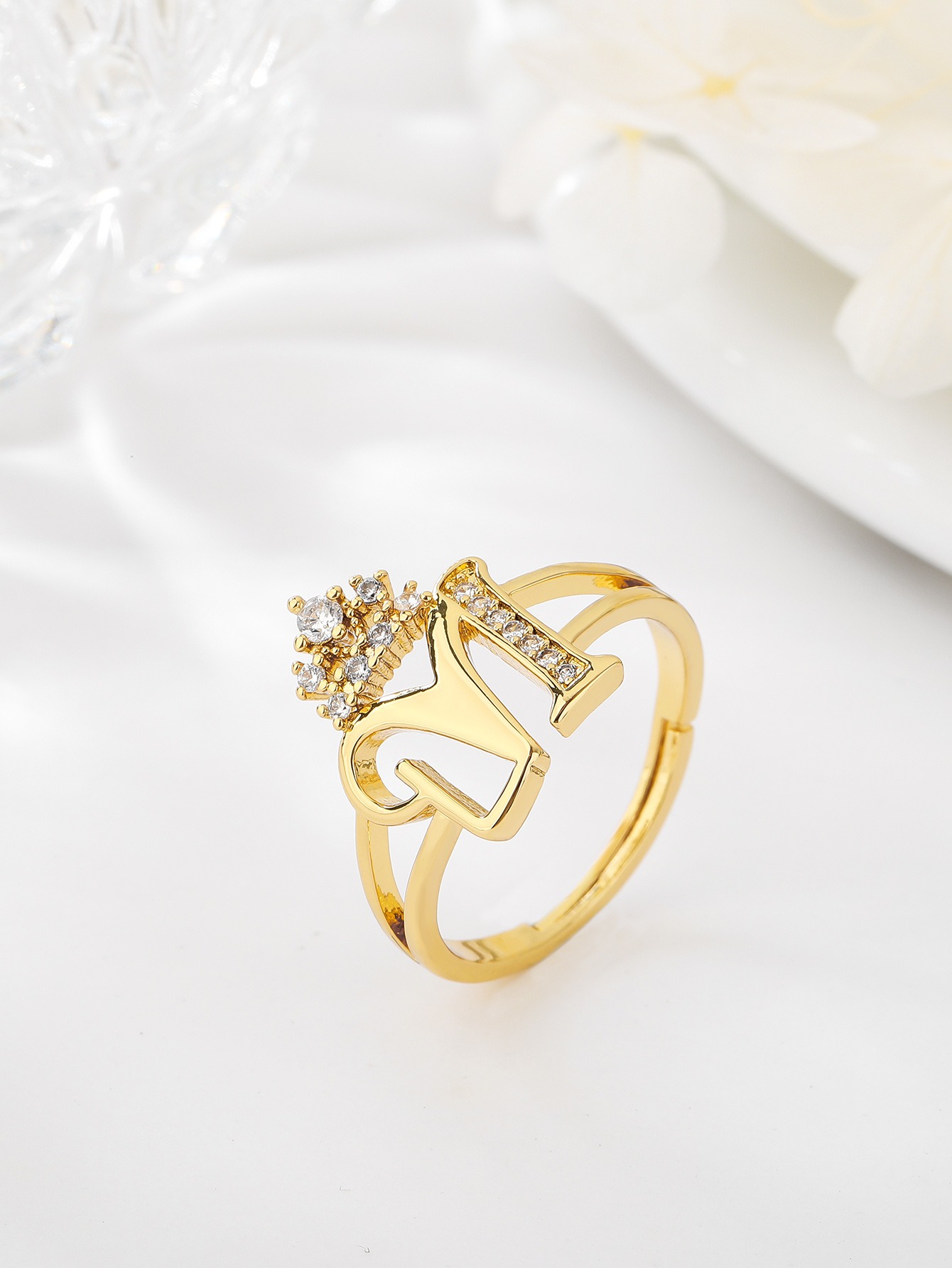 26 Letters Optional Crown Diamond-Encrusted Ring - Women's Light Luxury Personalized Letter Accessory