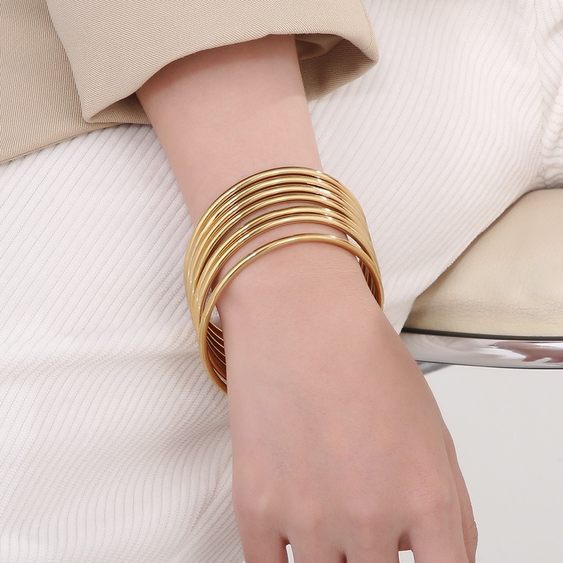 Minimalist Thin Gold Bangle Bracelet