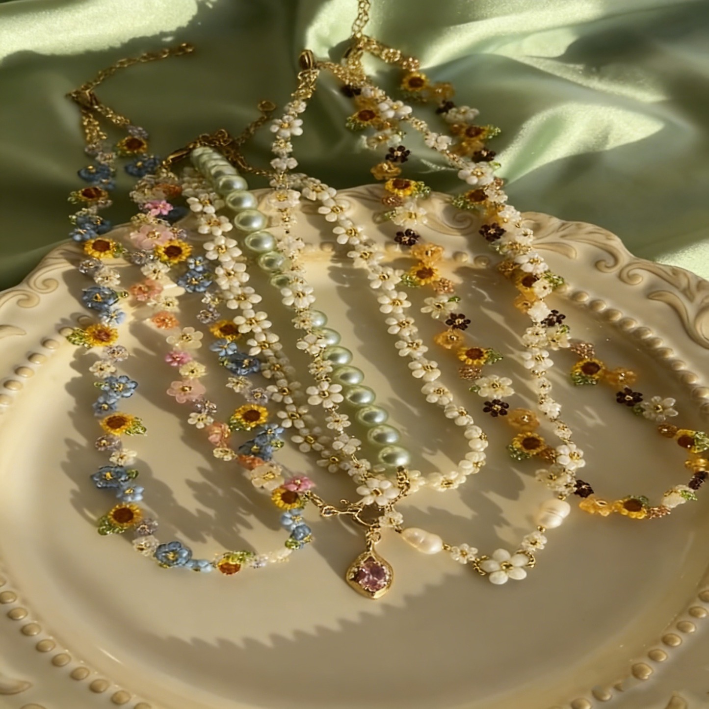 Artisan Hand-Strung Flower Beaded Bracelet