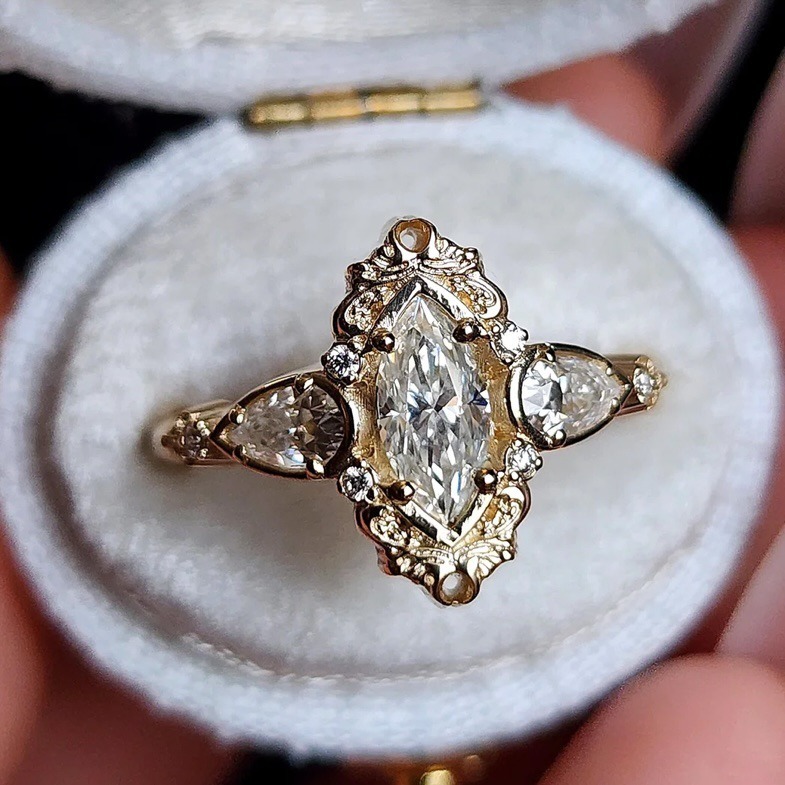 14K Gold Victorian Vintage Filigree Marquise Ring