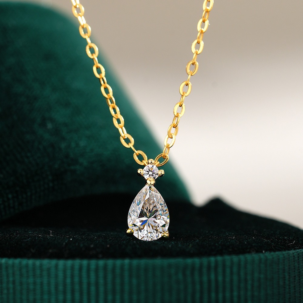 Gilded Teardrop S925 Silver Moissanite Necklace