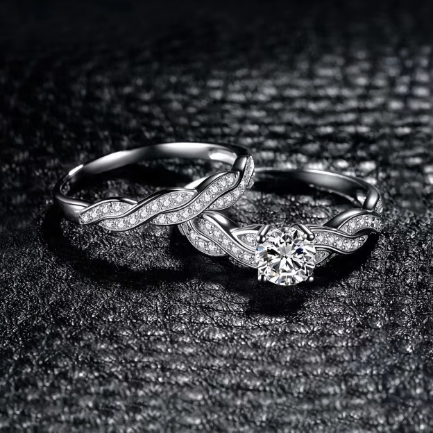 Wave Diamond Bond Two-Tone Full Pavé Wave Ring Set