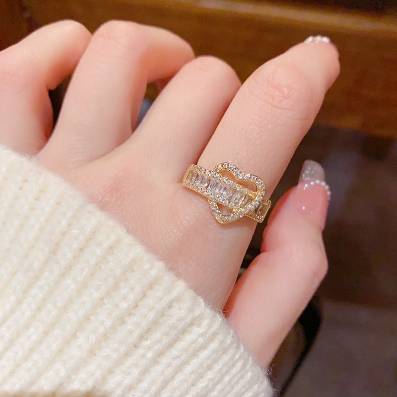 Heart Desire Two-Tone Hollow Heart Baguette Ring