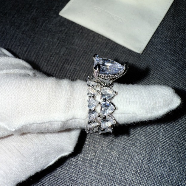 Heart's Promise Heart-Shaped Moissanite Ring Set