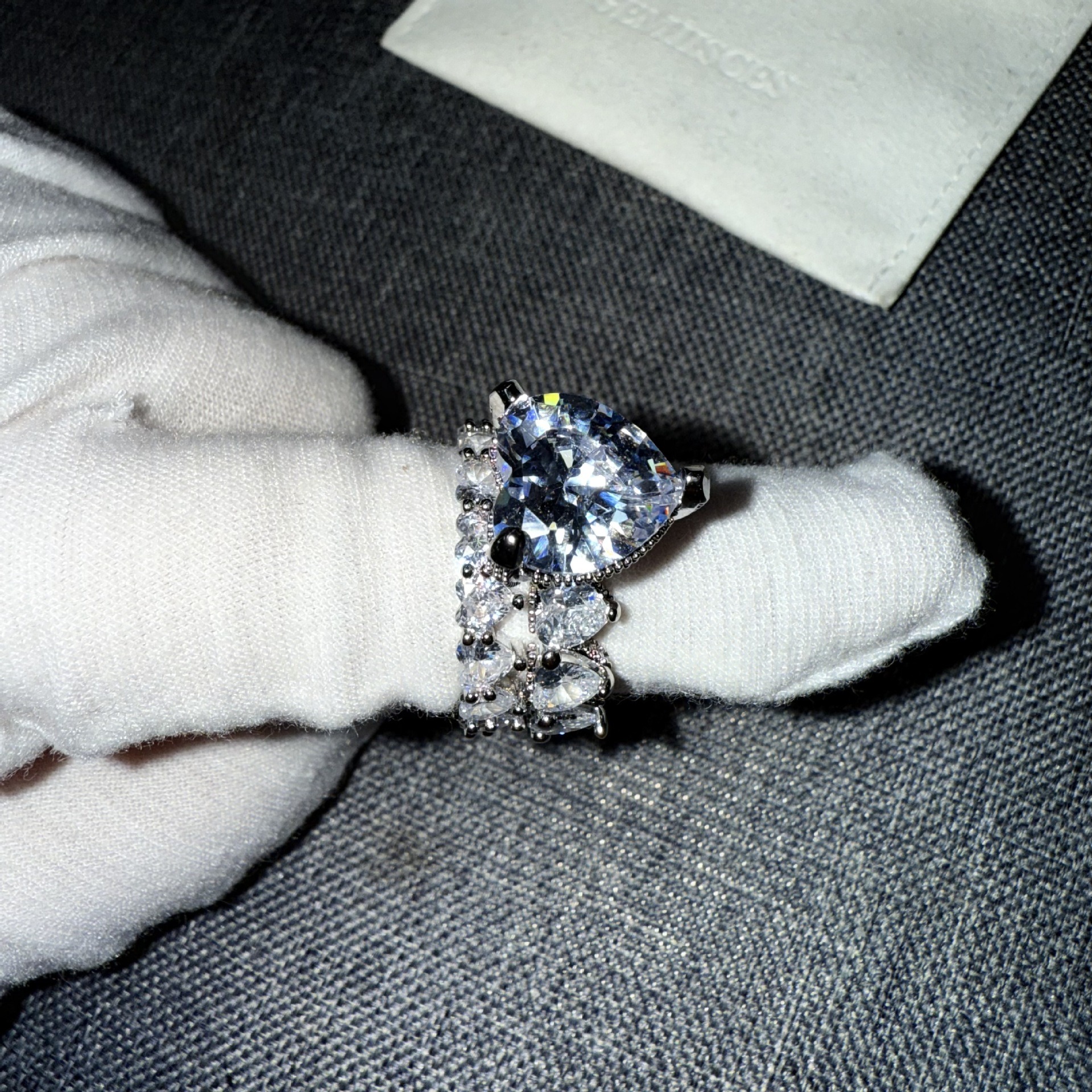 Heart's Promise Heart-Shaped Moissanite Ring Set