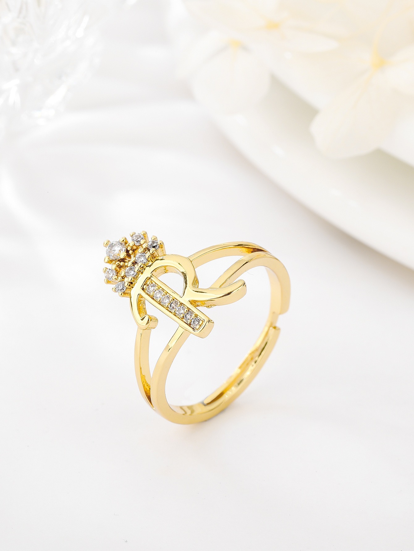 26 Letters Optional Crown Diamond-Encrusted Ring - Women's Light Luxury Personalized Letter Accessory