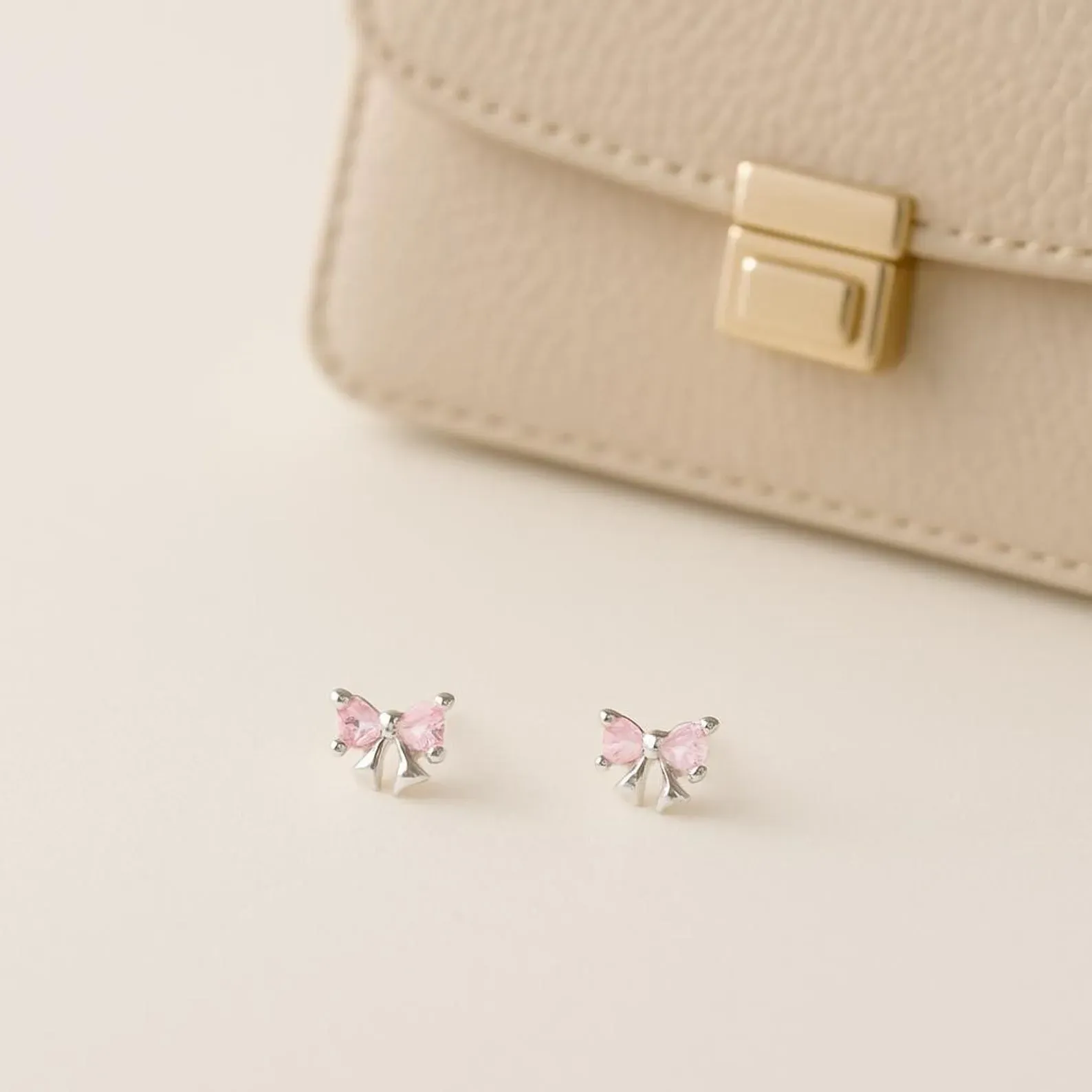 Bow Stud Earrings (2 Pcs)
