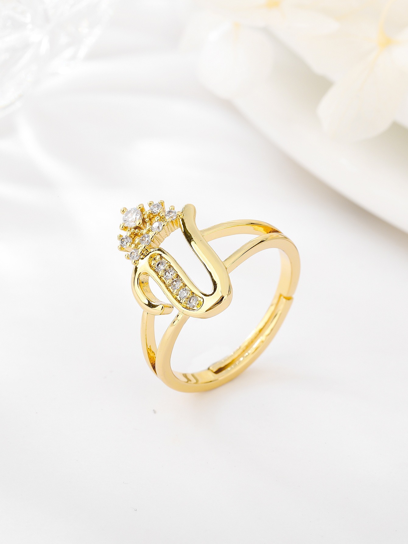 26 Letters Optional Crown Diamond-Encrusted Ring - Women's Light Luxury Personalized Letter Accessory