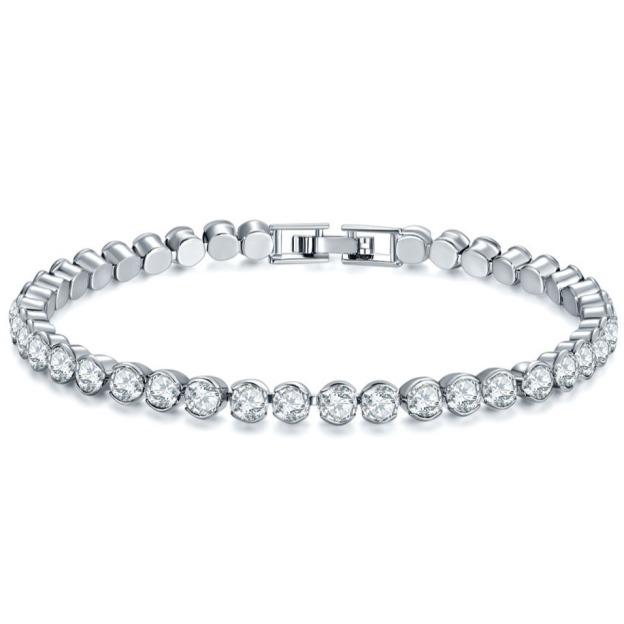 「Timeless Classic」Solitaire Tennis Bracelet