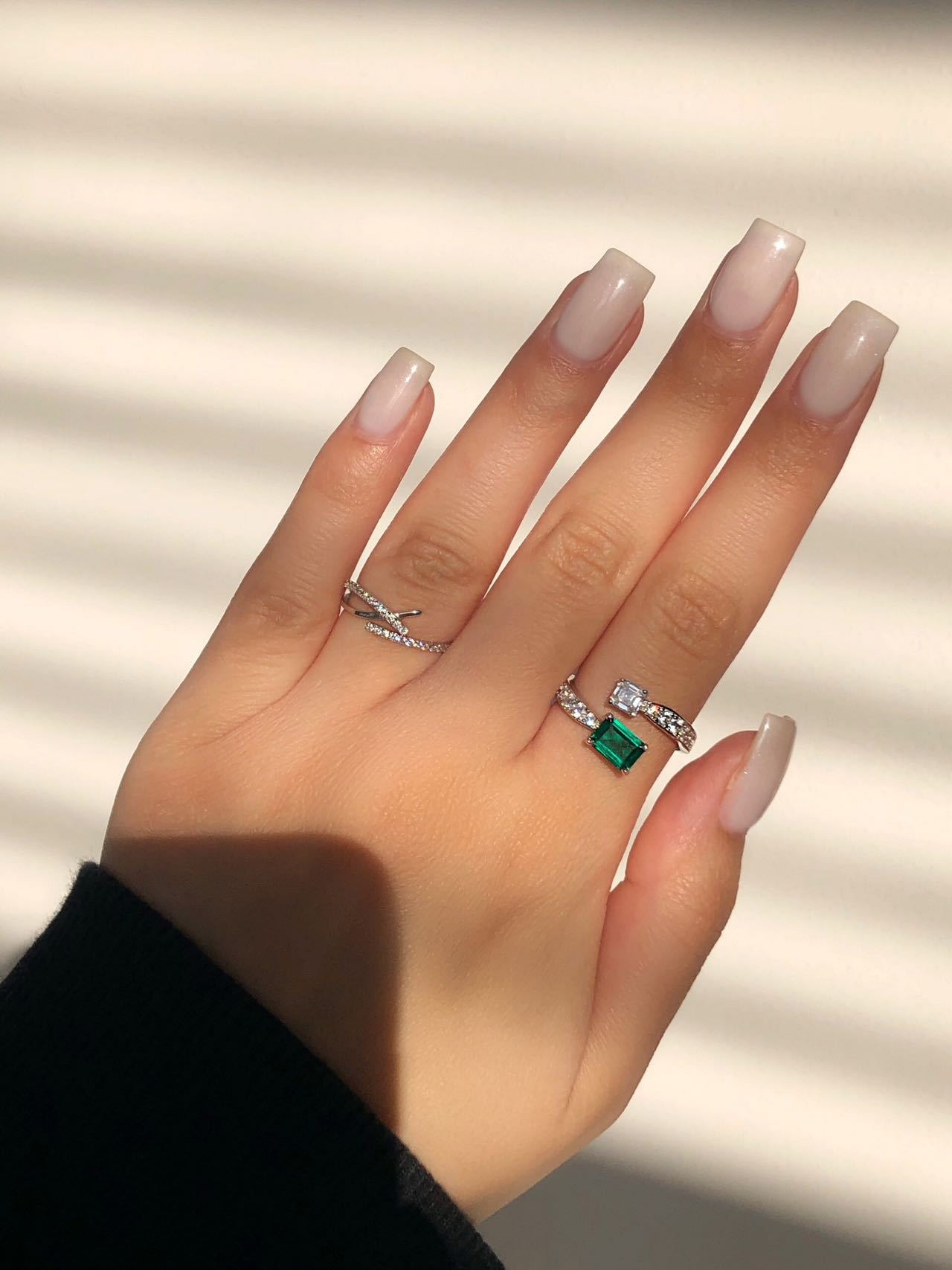 「Dual Stone Glow」Emerald & Asscher Cut Bypass Open Ring