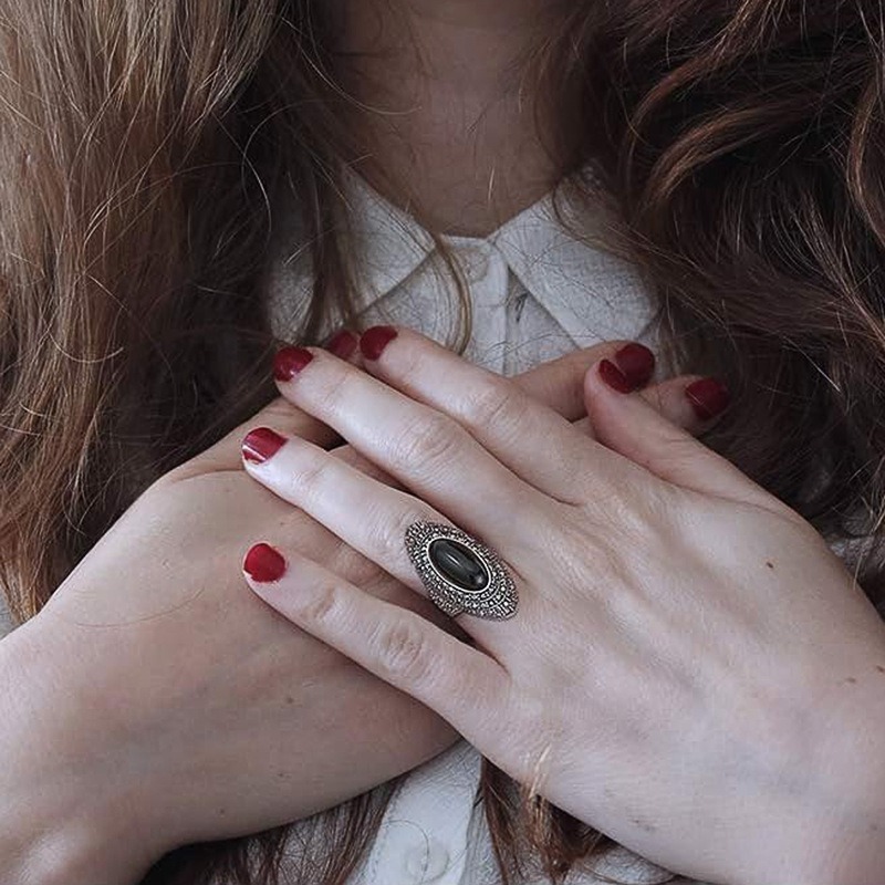 Bohemian Retro Baroque Black Gemstone Full-Pavé Ring