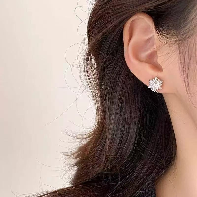 Snowflake Full-Diamond Light Luxury Earrings Platinum-Plated Simulated Diamond Shiny Earrings