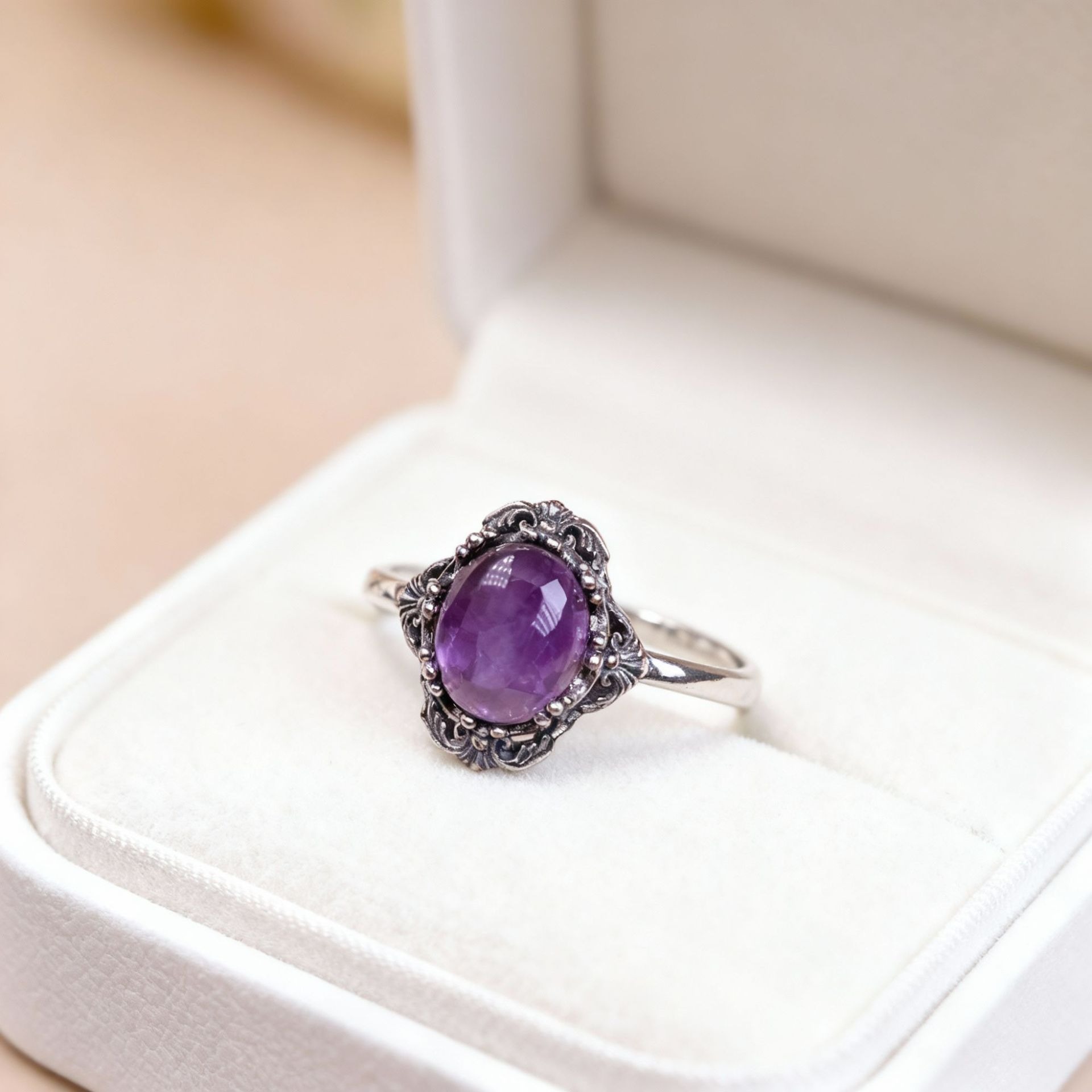 S925 Sterling Silver Oxidized Amethyst Cabochon Ring