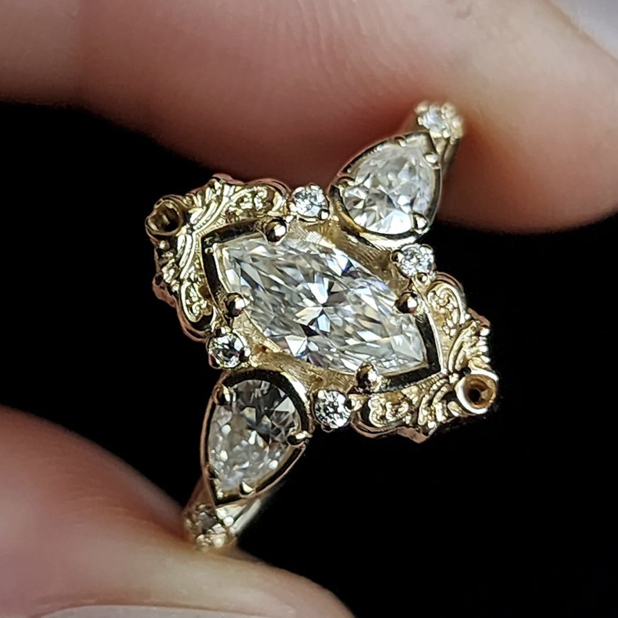 14K Gold Victorian Vintage Filigree Marquise Ring