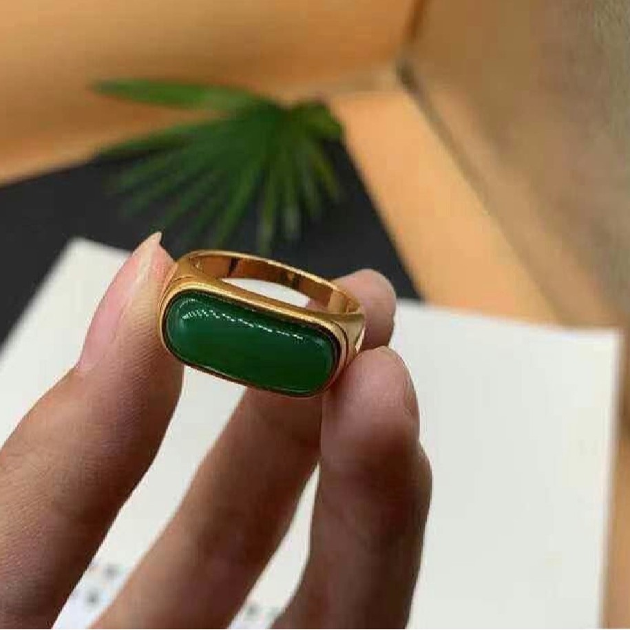 Vintage Green Cat's Eye Saddle Ring