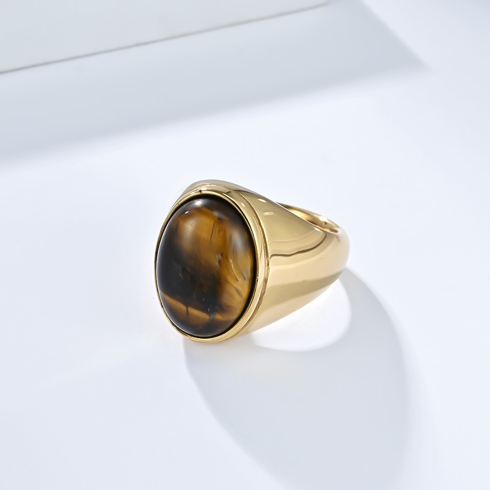 Vintage Oval Cabochon Natural Stone Signet Ring